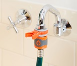 1010749-Indoor-tap adaptor-with-hose