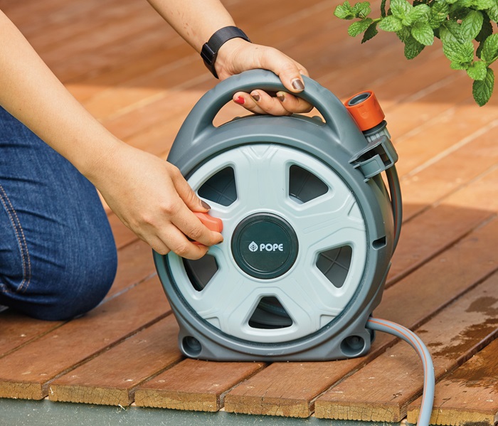Garden Hose Reels In New Compact Design, Made Of Pp Or Pvc, And Other  Materials - China Wholesale Garden Hose Reel $8 from Umex (Ningbo) Import &  Export Co. Ltd